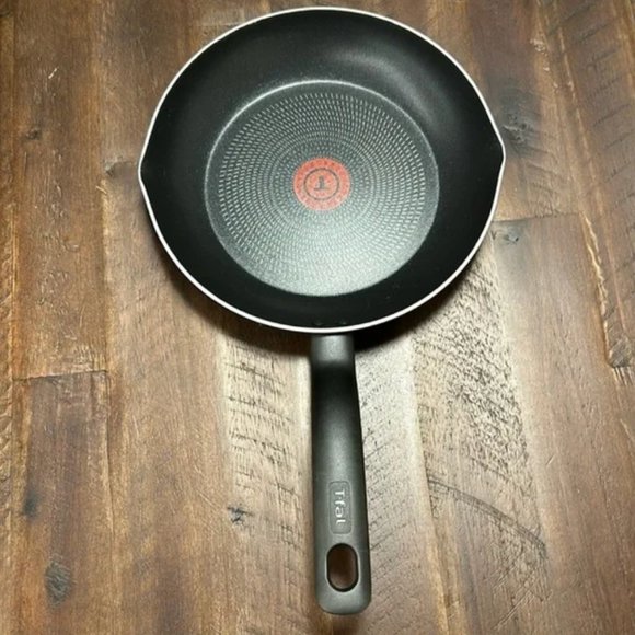 T-Fall 10.5 inch non-stick frying pan - Picture 2 of 5
